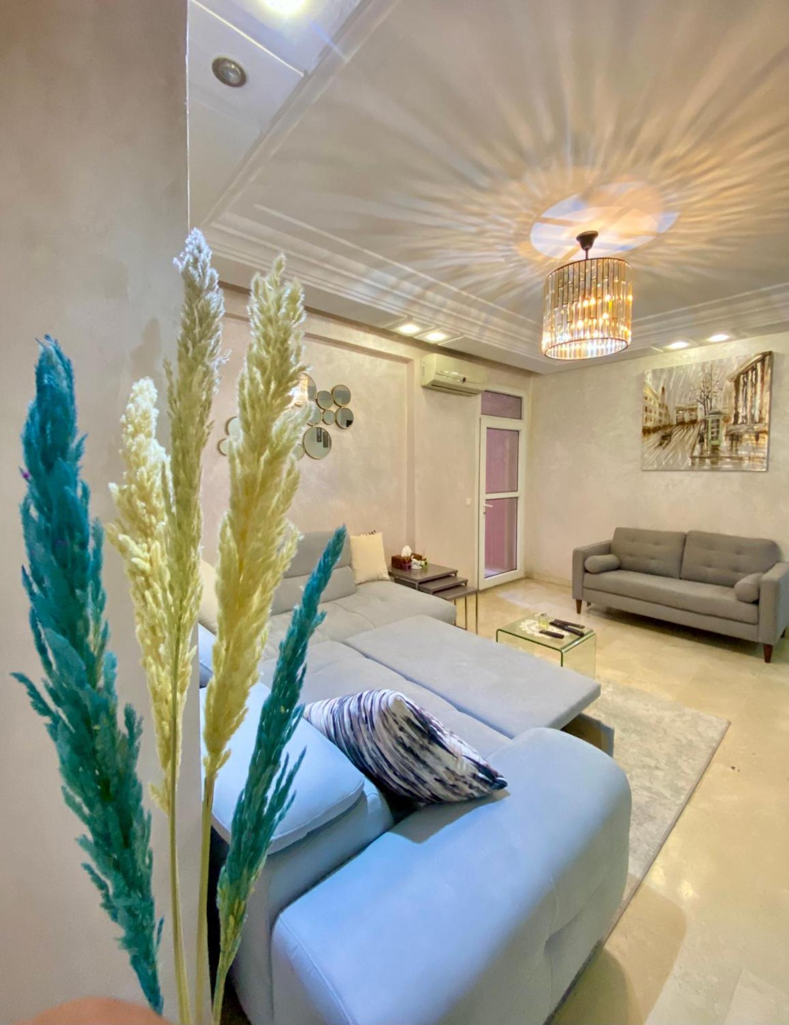 Appartement De Lux Казабланка Екстериор снимка