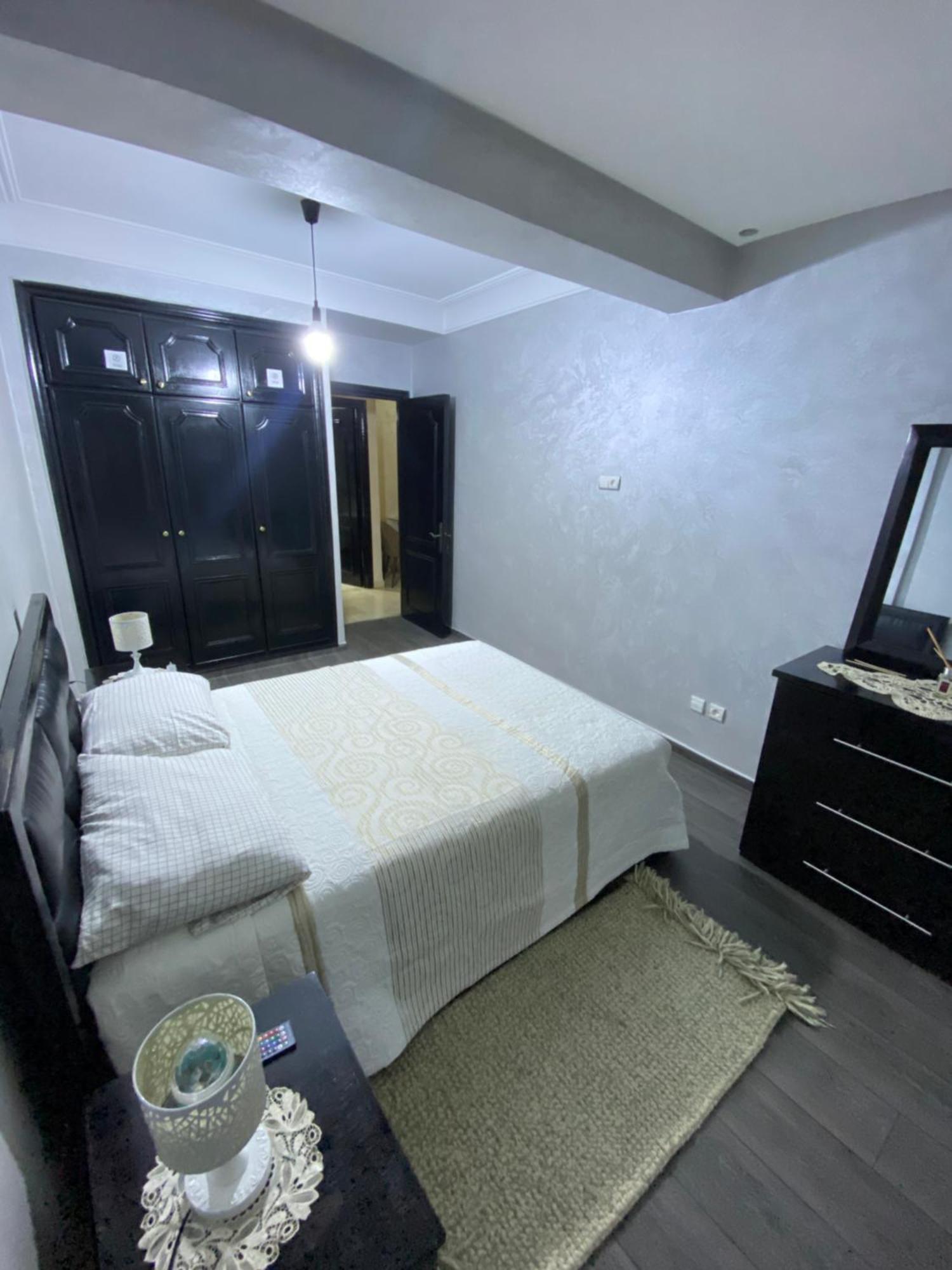 Appartement De Lux Казабланка Екстериор снимка